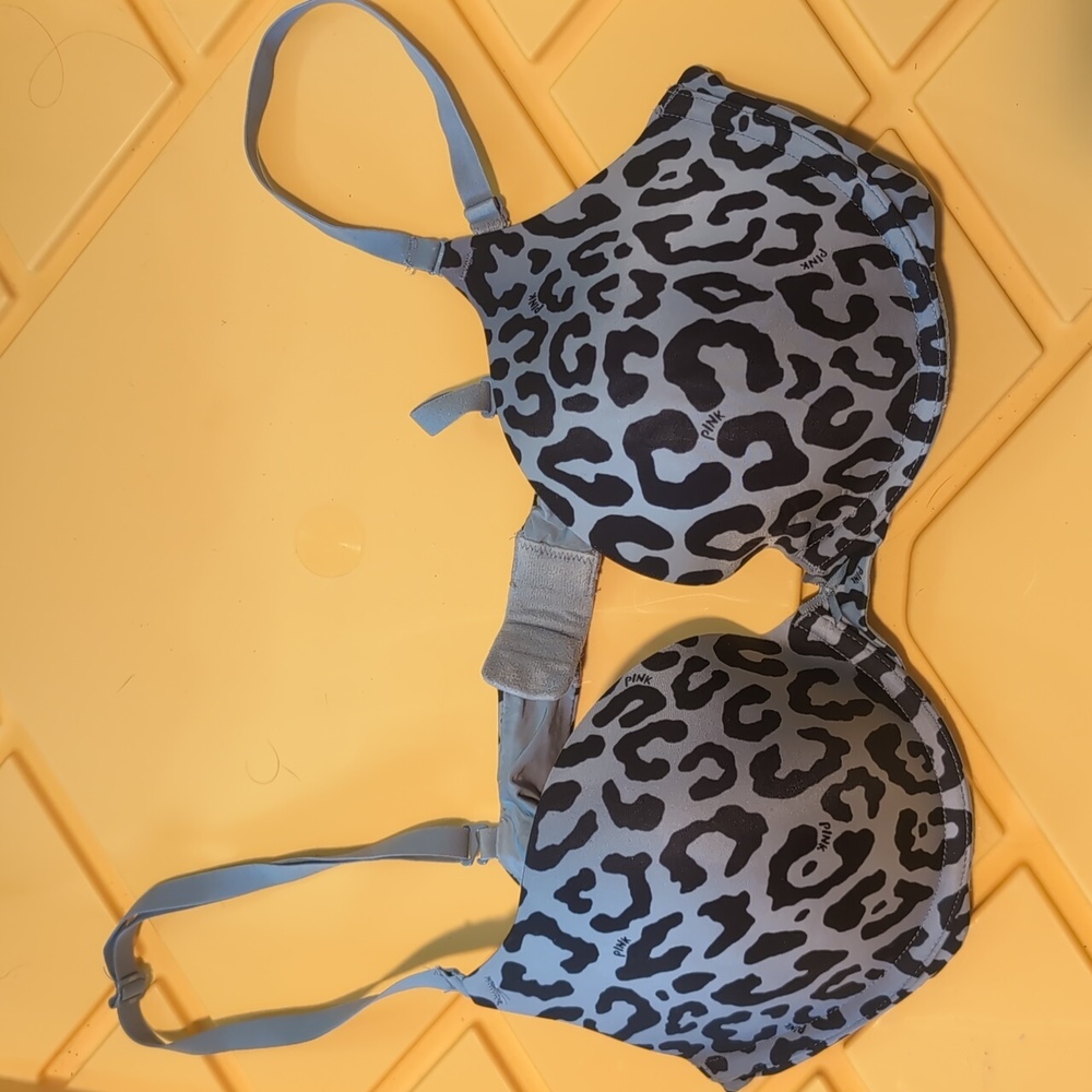 36b Victoria's Secret Pink push up bra!